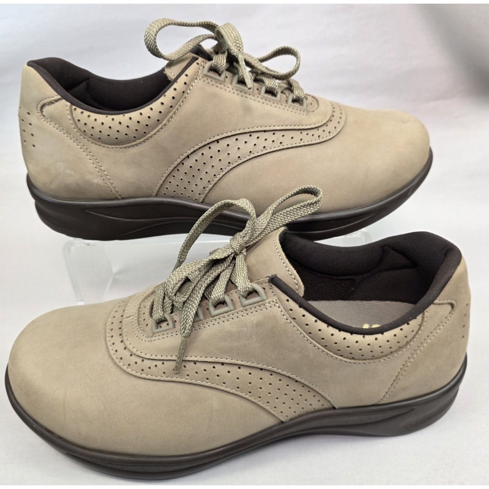 SAS Walk Easy (9.5 WW) Women's Leather Walking Shoes Nubuck Comfort Sneakers